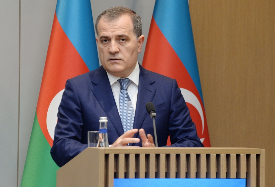 جيهون بايراموف: تبادل الزيارات الرفيعة المستوى بين أذربيجان والجزائر مهم للغاية