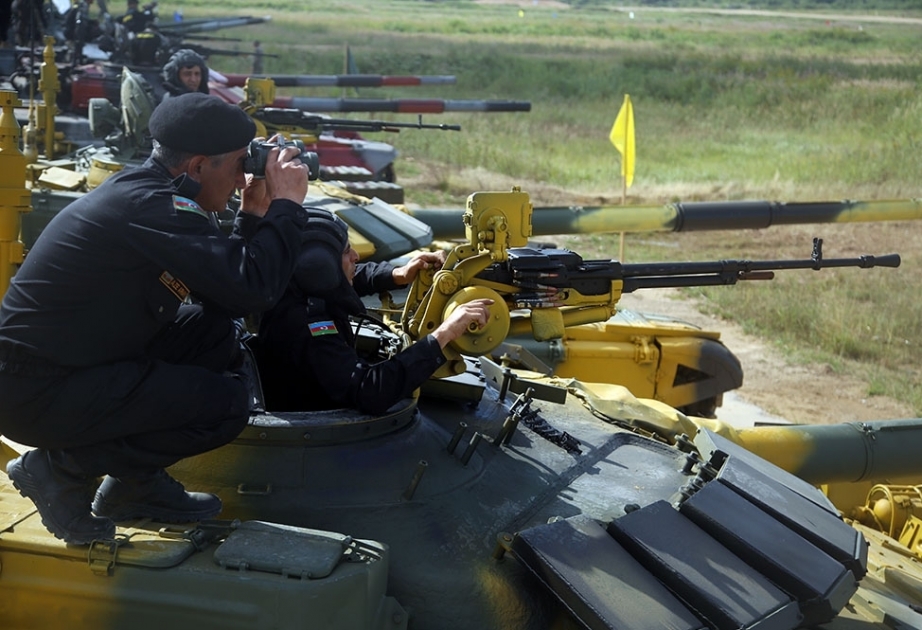 Azerbaijani tankmen continue preparations for "Tank Biathlon" contest