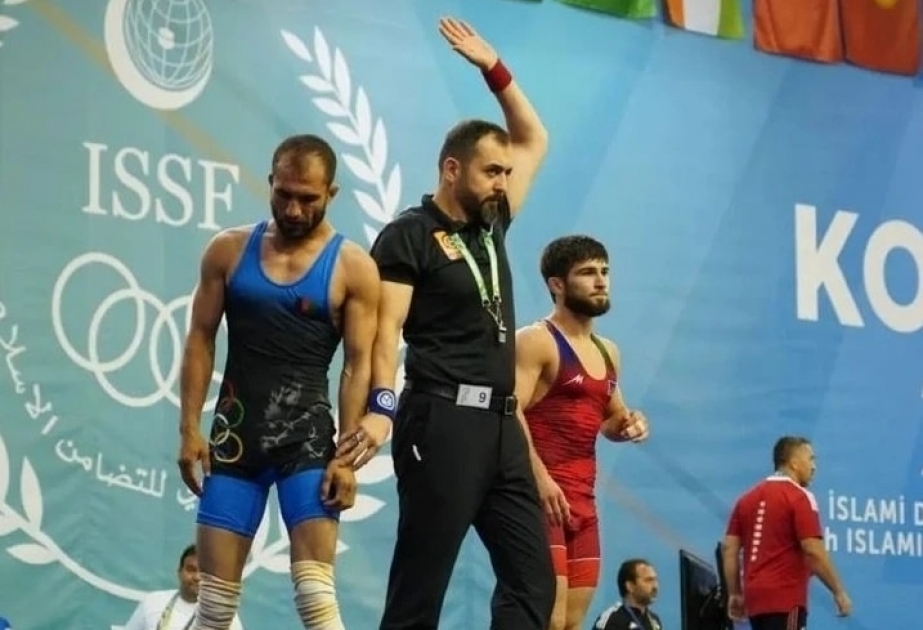 Azərbaycanın daha bir sərbəst güləşçisi V İslam Həmrəyliyi Oyunlarında yarımfinala adlayıb