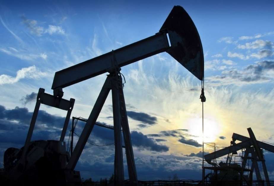 Цена барреля азербайджанской нефти приближается к 100 долларам