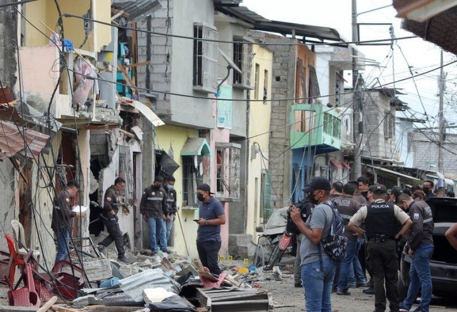 5 people killed in explosion in Ecuador's port city