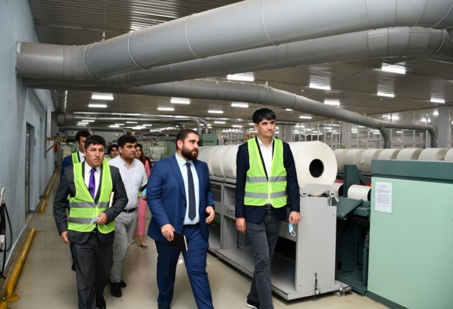 Özbək iş adamlarından ibarət nümayəndə heyəti Azərbaycanda səfərdədir