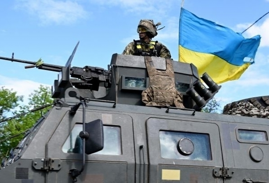 Военное положение и всеобщую мобилизацию в Украине снова продлили на 90 дней