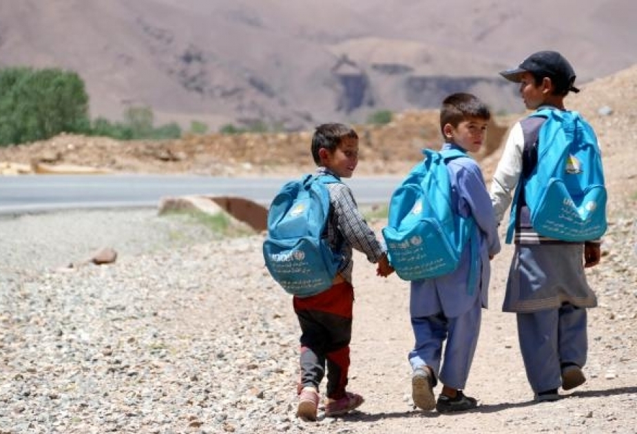 Priver les Afghanes de leur droit à l’éducation secondaire a un effet dévastateur sur l’économie de l’Afghanistan, prévient l’UNICEF