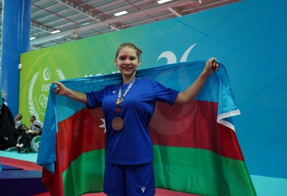 İslamiadanın bürünc mükafatçısı: Belə bir mötəbər yarışda medal qazandığım üçün çox sevinirəm