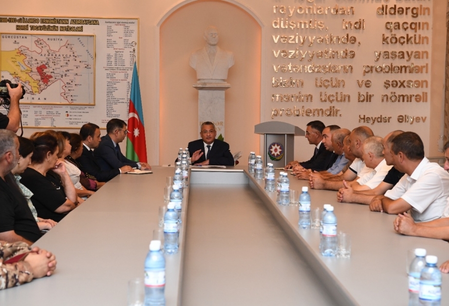 Comité Estatal de Azerbaiyán celebra una reunión con antiguos desplazados internos para que regresen a los pueblos de Zabukh y Sus de Lachin