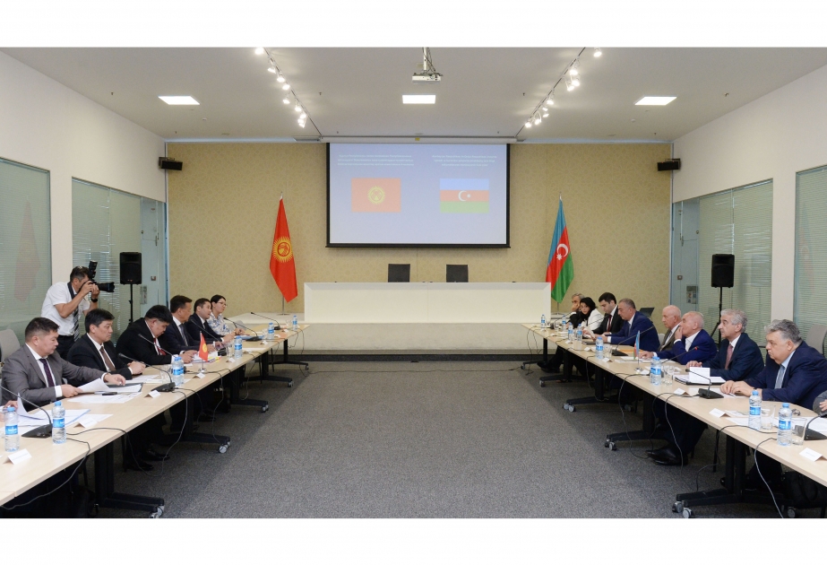 Bakıda Azərbaycan ilə Qırğızıstan arasında iqtisadi və humanitar sahələrdə əməkdaşlıq üzrə birgə hökumətlərarası komissiyanın 4-cü iclası keçirilib