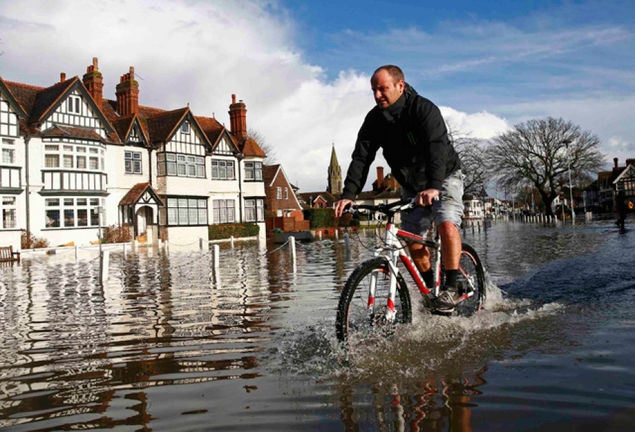 KİV: Britaniyada 3 milyon evin su altında qalmaq təhlükəsi var