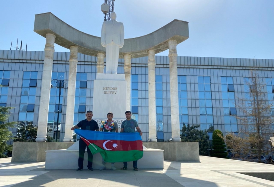 Millətlər kubokunda qalib adını qazanmış Lənkəran boks məktəbinin yetirməsinin qarşılanma mərasimi olub
