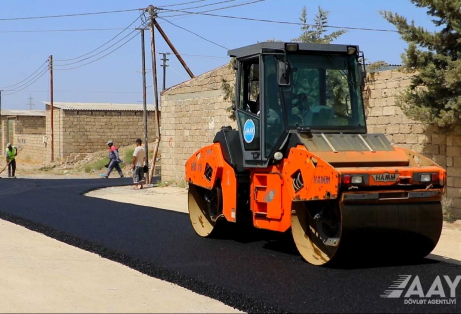 Hövsan qəsəbəsində məhəllədaxili yollarda təmir işləri aparılır