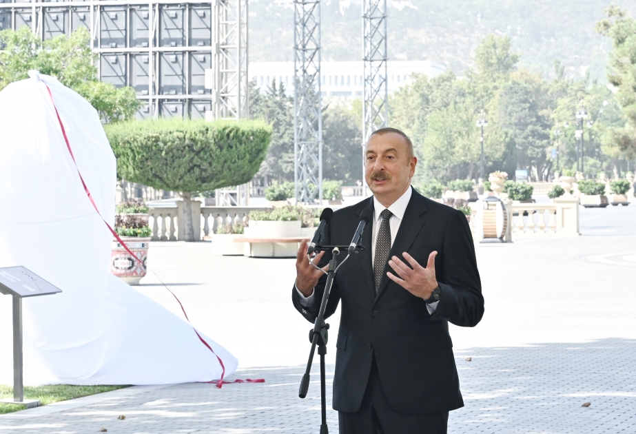 President Ilham Aliyev recalls his last meeting with Muslim Magomayev