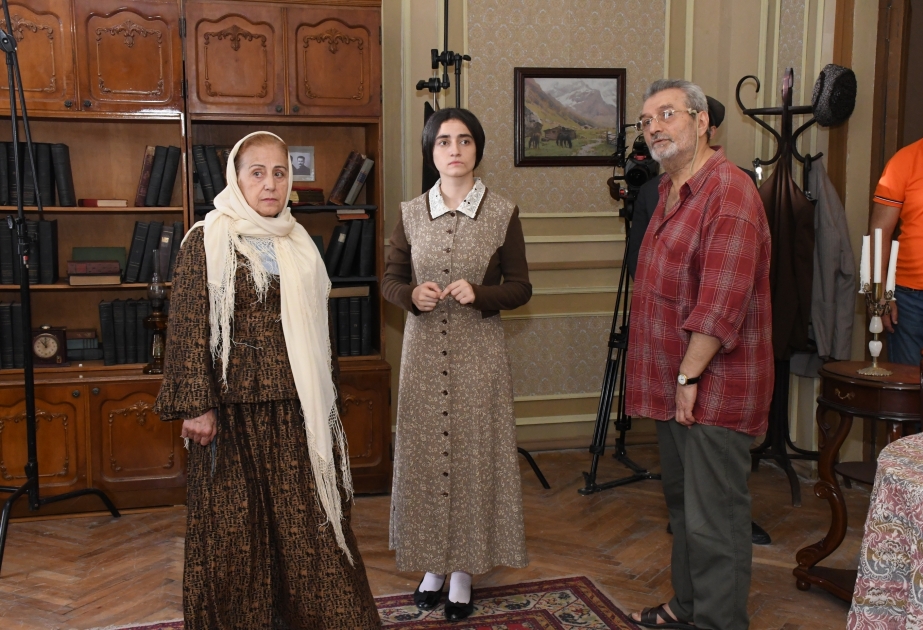Завершены съемки фильма «Мехмандаровы»