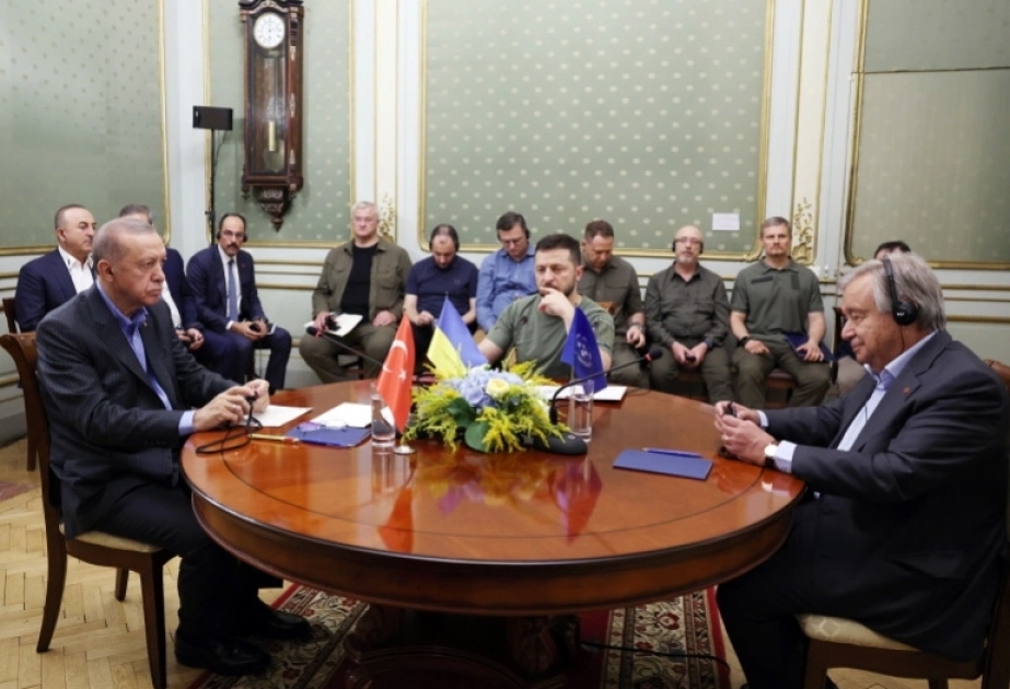 Lvovda Türkiyə, Ukrayna prezidentləri və BMT-nin Baş katibi arasında keçirilən görüş başa çatıb