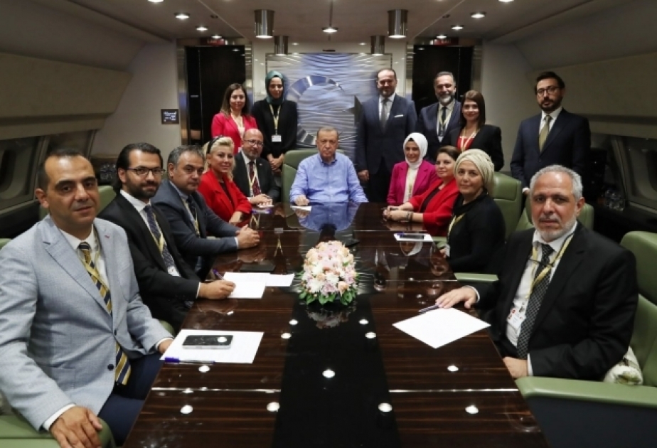 Recep Tayyip Erdogan indique qu'Ankara est disposée à organiser une rencontre entre les présidents russe et ukrainien