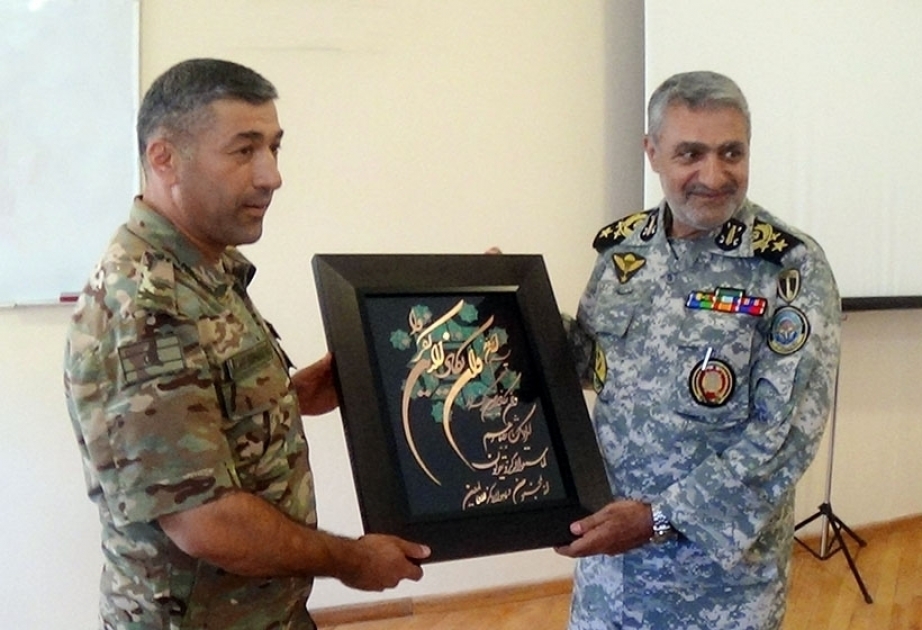 Iranische Armeeangehörigen zu Besuch in befreiten Regionen Füsuli und Khojavand