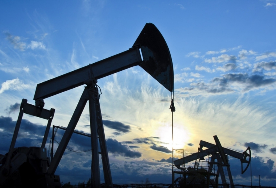 Цена барреля азербайджанской нефти приближается к 100 долларам