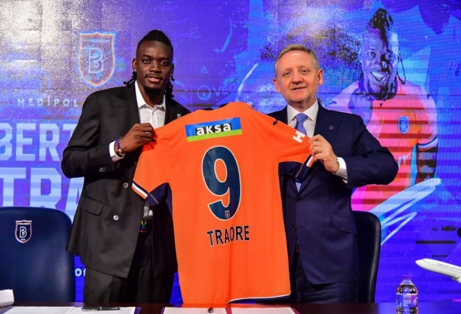 “Başakşəhər” klubu heyətini yeni futbolçu ilə gücləndirib