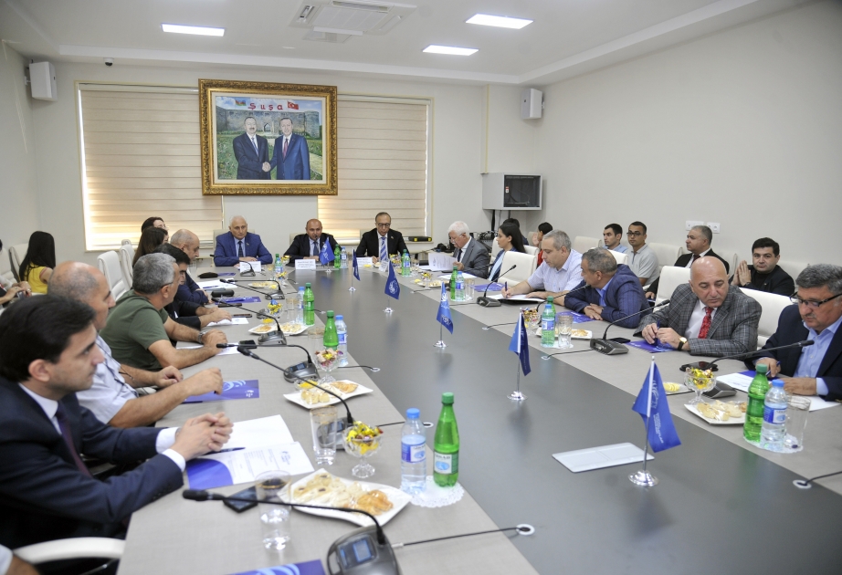 “Laçın və Laçın yolu: “Vətən müharibəsində qələbənin strateji vektoru” mövzusunda dəyirmi masa keçirilib