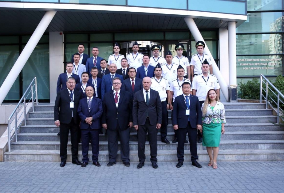“Konteyner Daşımalarına Nəzarət üzrə Qlobal Proqram” çərçivəsində təlim keçirilir