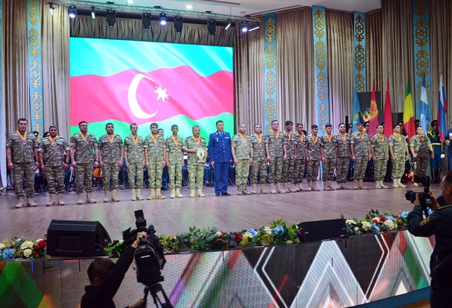 “Artilleriya atəşinin ustaları” müsabiqəsinin bağlanış mərasimi keçirilib