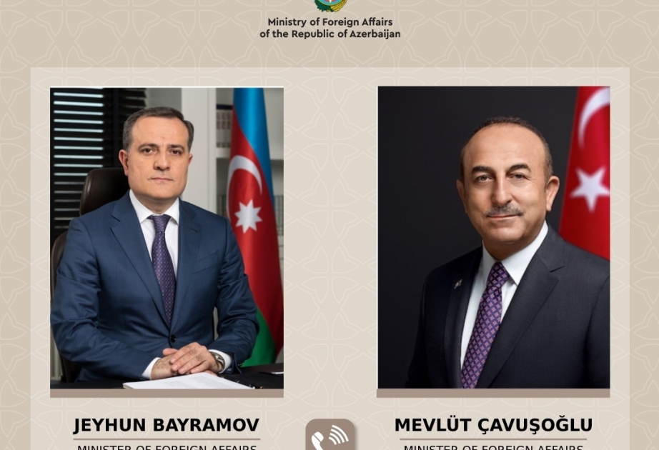 Cancilleres de Azerbaiyán y Türkiye mantienen una conversación telefónica