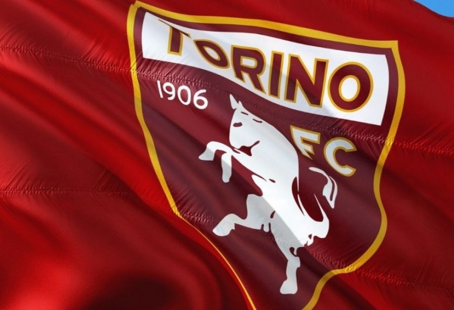 “Torino” klubu iki futbolçusu ilə yollarını ayırıb