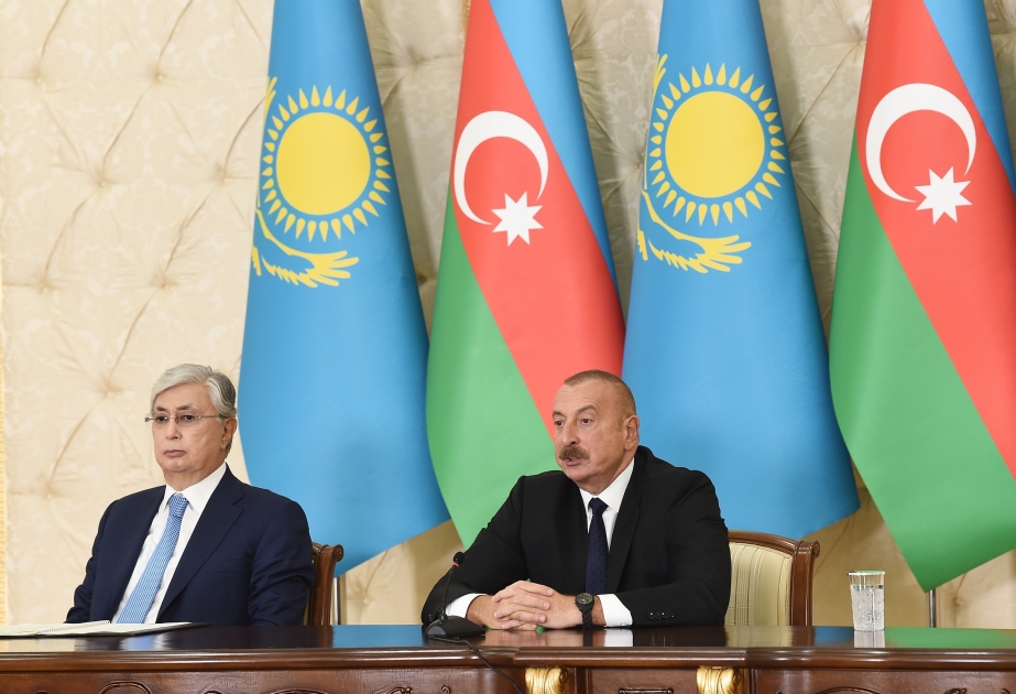 Presidente Ilham Aliyev: “Kazajstán y Azerbaiyán ya han establecido una infraestructura moderna que permite transportar grandes volúmenes de carga”