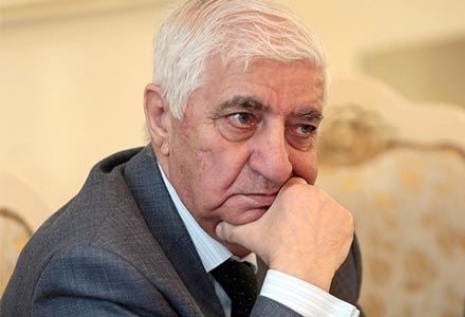 Сегодня день рождения народного поэта Фикрета Годжи