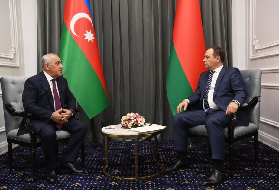 Le Premier ministre Ali Assadov rencontre son homologue biélorusse Roman Golovtchenko