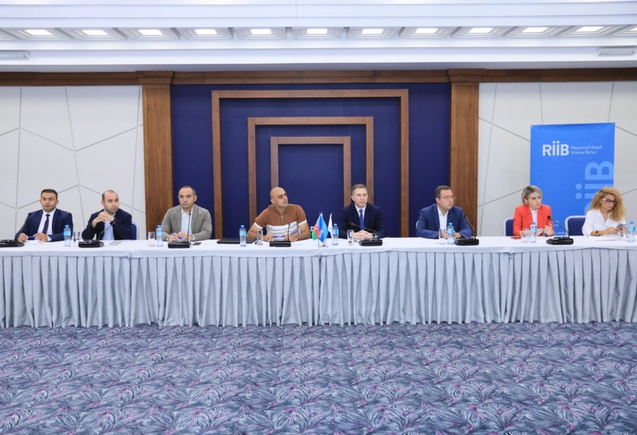 “İdeyadan biznesə” layihəsi çərçivəsində dəyirmi masa keçirilib