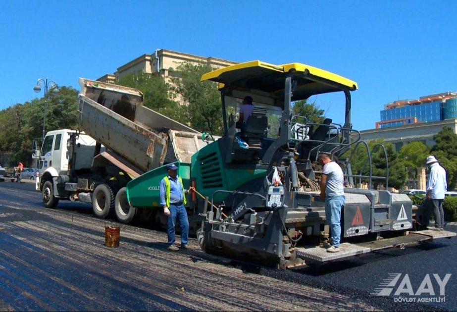 Paytaxtın Tbilisi prospektində təmir işləri davam etdirilir