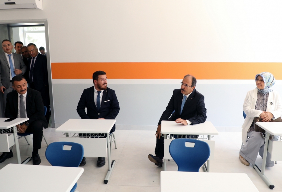 Embajador turco: "Las escuelas internacionales “Maarif” de Türkiye comenzarán a funcionar en Azerbaiyán"