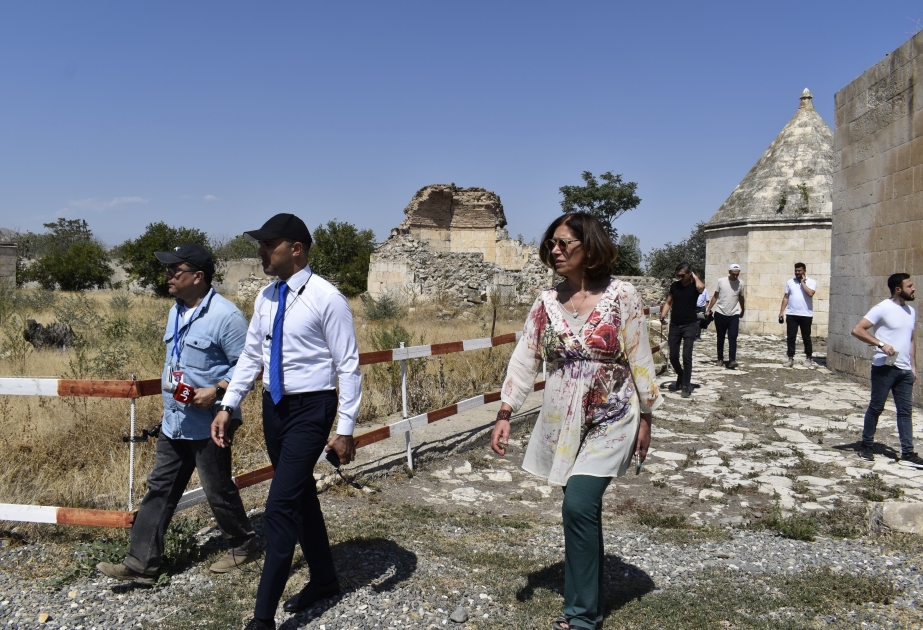 Representantes de la prensa extranjera acreditados ante la ONU se familiarizan con las atrocidades cometidas por los armenios en Aghdam