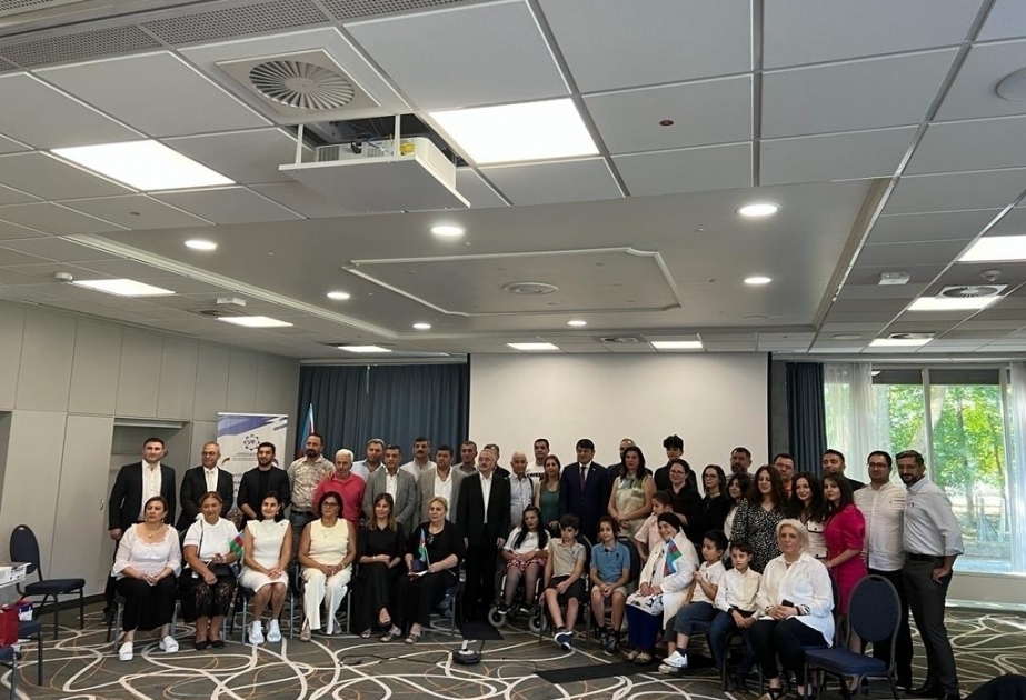 La actividad de la comunidad azerbaiyana se debate en Hannover
