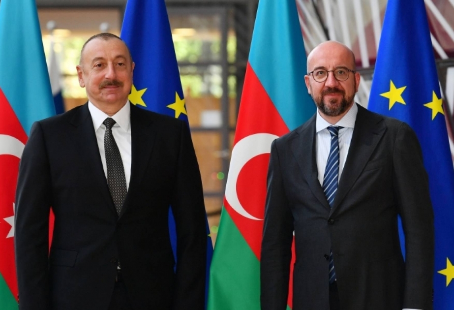 الرئيس الأذربيجاني يتلقى اتصالا هاتفيا من رئيس مجلس الاتحاد الأوروبي