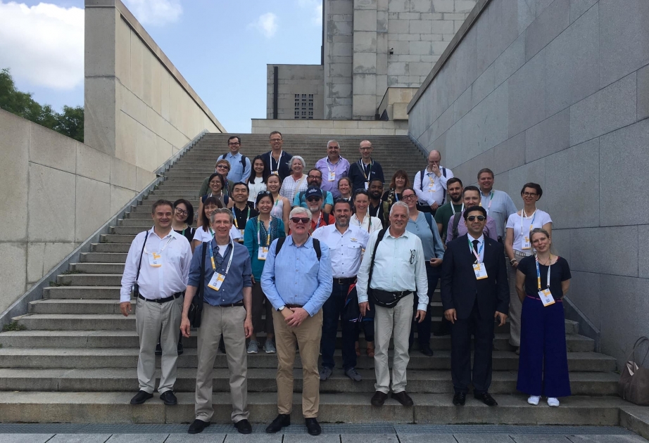 Científico azerbaiyano intervino en una conferencia internacional en Praga