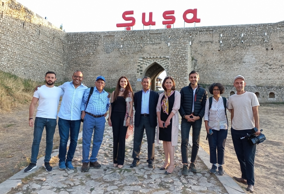 Los representantes de los medios de comunicación extranjeros se familiarizaron con la ciudad de Shusha