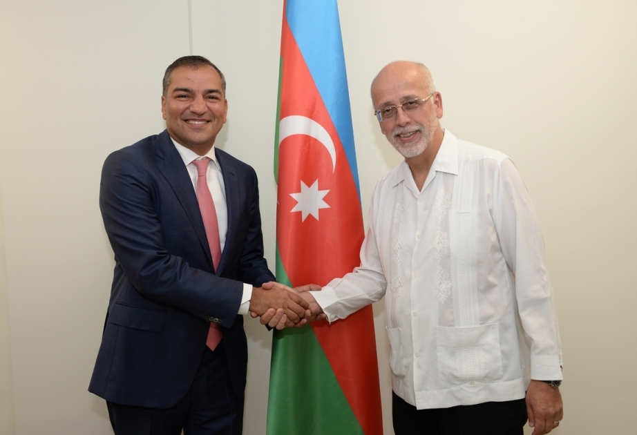 讨论阿塞拜疆与墨西哥旅游合作的前景