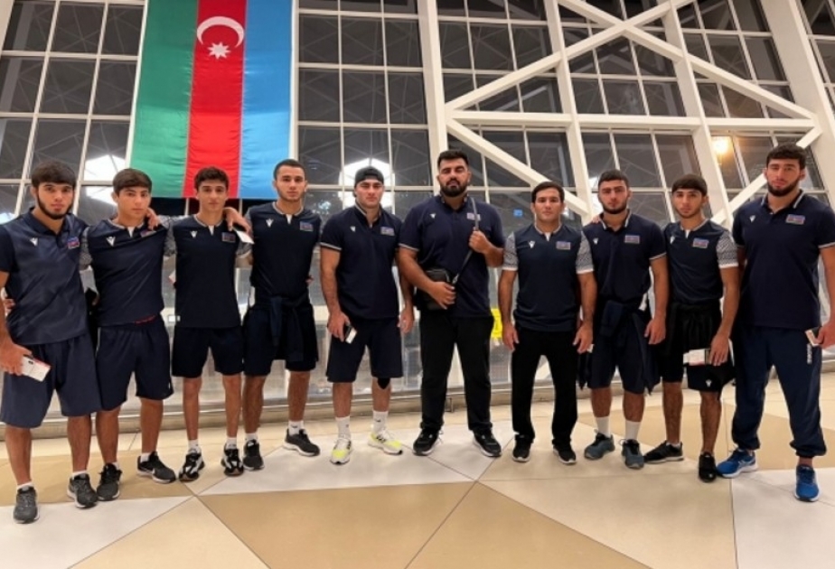 Dünya çempionatlarında çıxış edəcək Azərbaycanın çimərlik güləşçiləri müəyyənləşib
