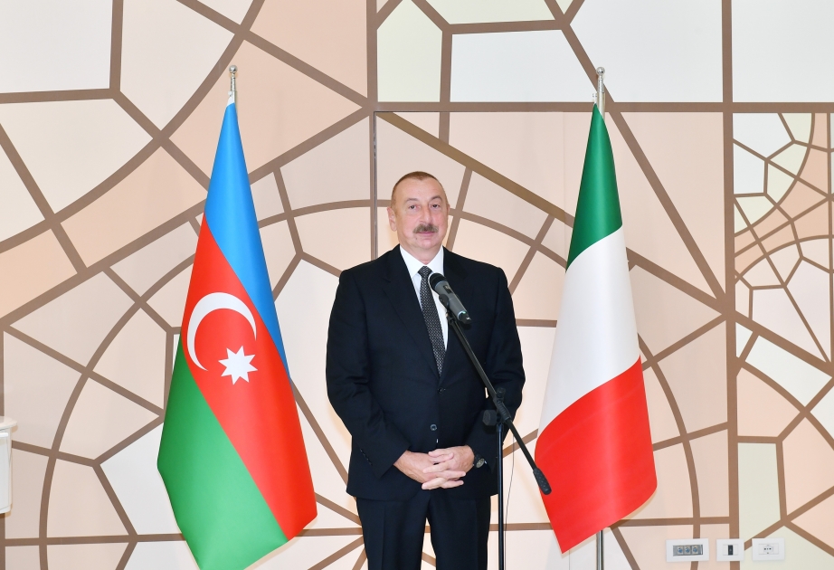 El presidente de Azerbaiyán: "Hoy iniciamos una nueva página de las relaciones italiano-azerbaiyanas"