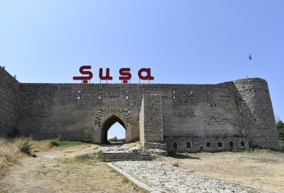 La puerta de la fortaleza de la ciudad de Shusha