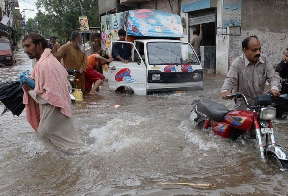 Inondations au Pakistan : l’aide continue d’arriver alors que le bilan de la catastrophe dépasse les 1.200 morts