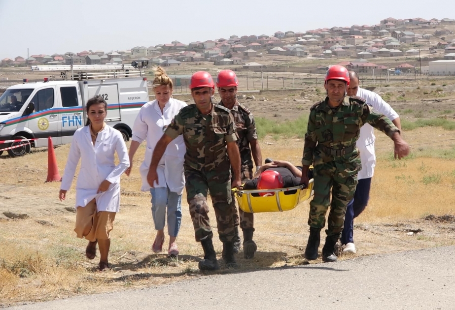 Fövqəladə Hallar Nazirliyi tibb müəssisələrinin nümayəndələrinin iştirakı ilə taktiki-xüsusi təlim keçirib