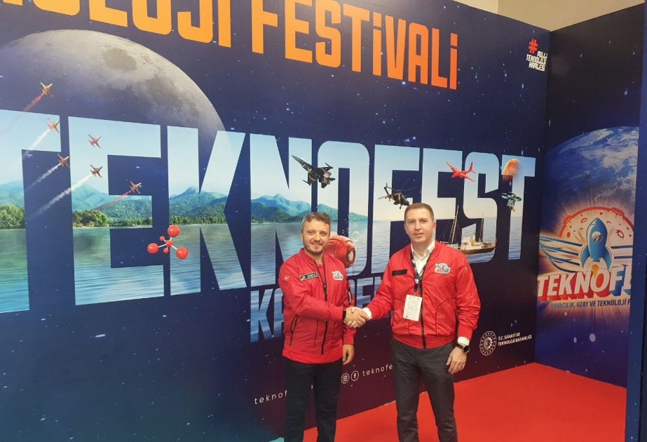 “Ağıllı” sənaye və model zavodların tətbiqinə dair müzakirələr aparılıb
