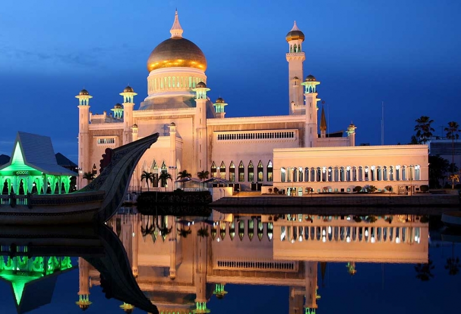 Five small kingdoms of the world