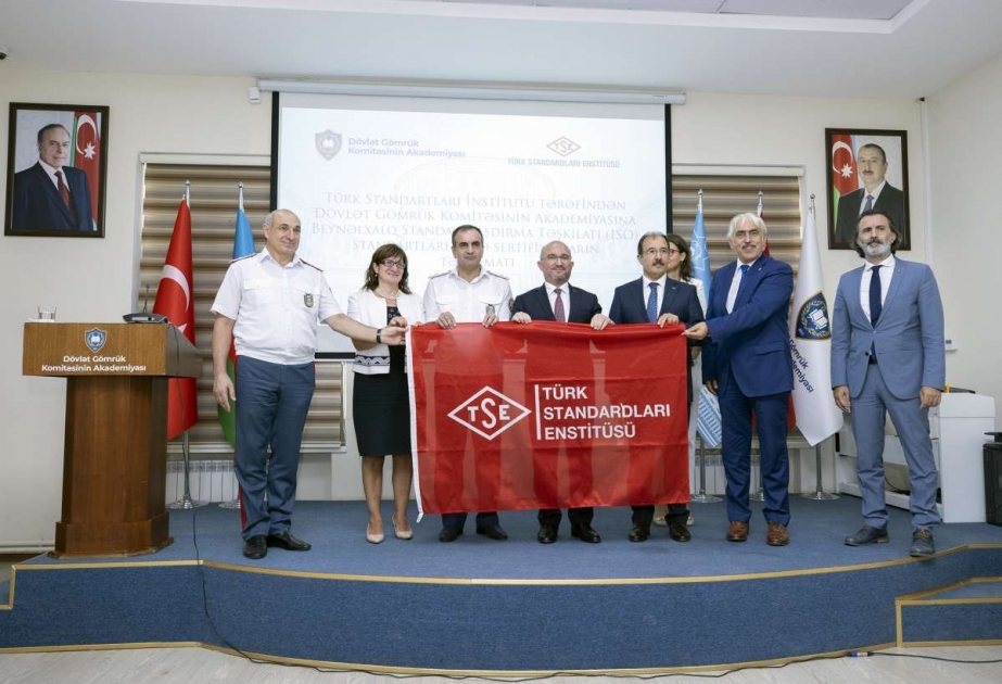Gömrük Akademiyasına ISO standartları üzrə beynəlxalq sertifikatlar təqdim olunub