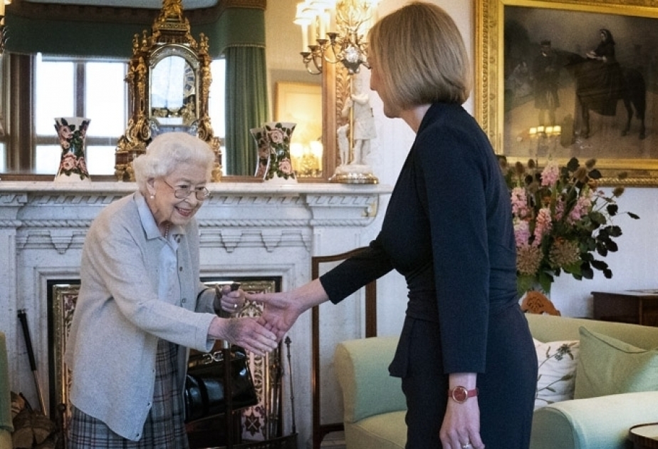 Liz Truss becomes UK prime minister after meeting Queen at Balmoral