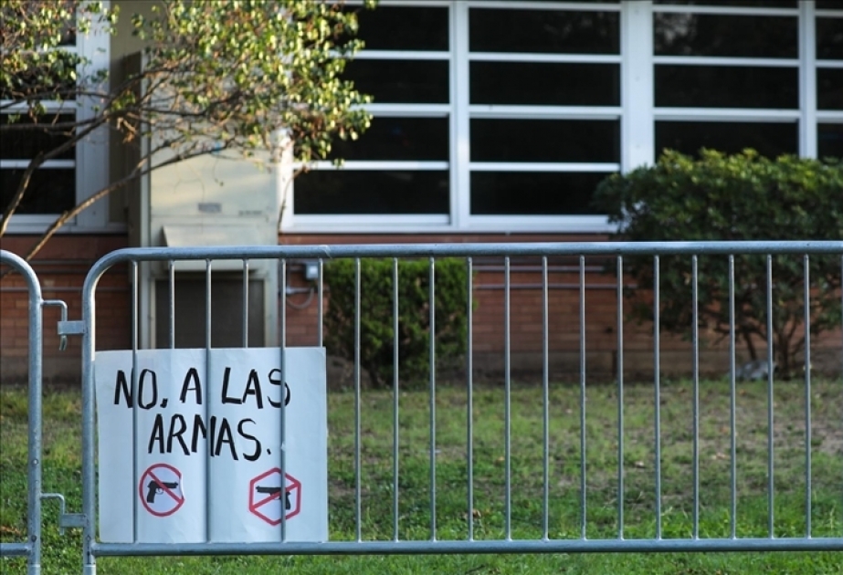 Estudiantes de Uvalde regresan a clases meses después de mortal tiroteo en el que murieron 21 personas