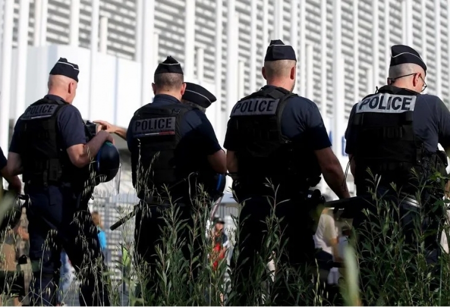 Fransada polis və jandarmların sayı artırılacaq