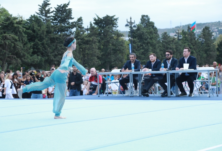 Dənizkənarı Milli Parkda Azərbaycan Gimnastika Federasiyasının yenidən qurulmasının 20 illiyinə həsr olunmuş festival keçirilir